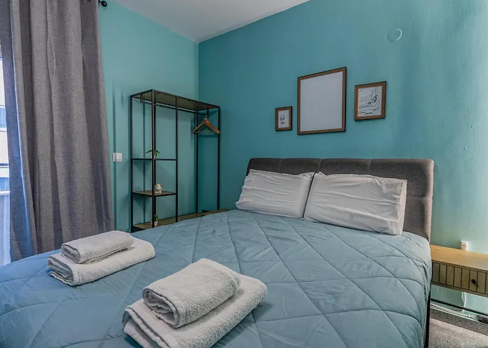 Incentro, By Ladadika *